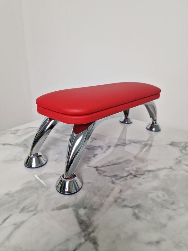 Handauflage (Rot mit Silber)