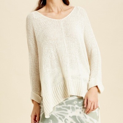 Sweater 3/4 sleeve cream side slits oversized fit