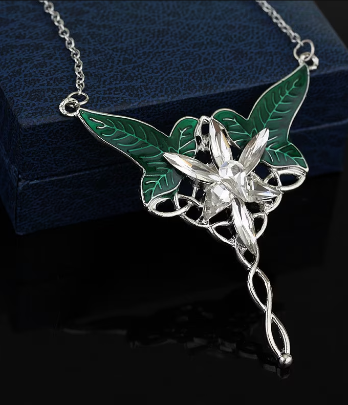 Elven Green Leaf Aragorn Arwen Necklace