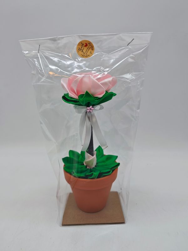 Handgemachte rosenstifthalter