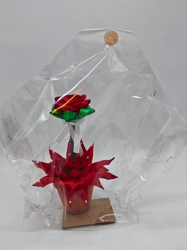 Handgemachte Rose stifthalter