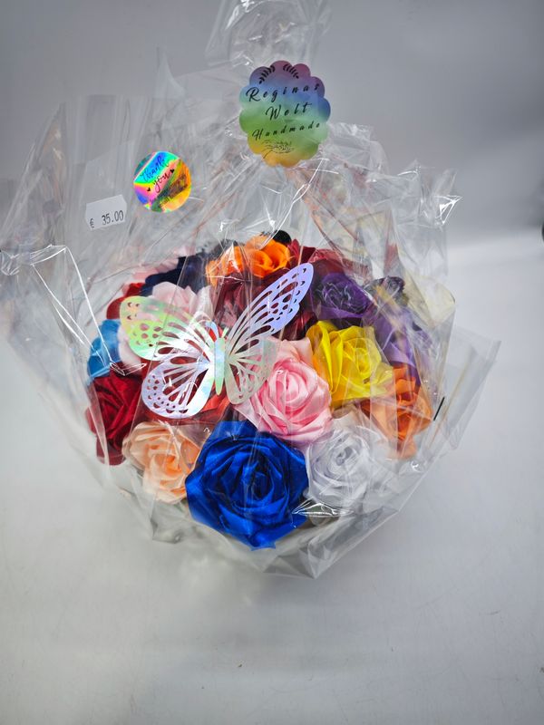 Blumenstrauß blumentopf mehrfach Rosen bunt Blumenstrauß blumentopf mehrfach Rosen bunt