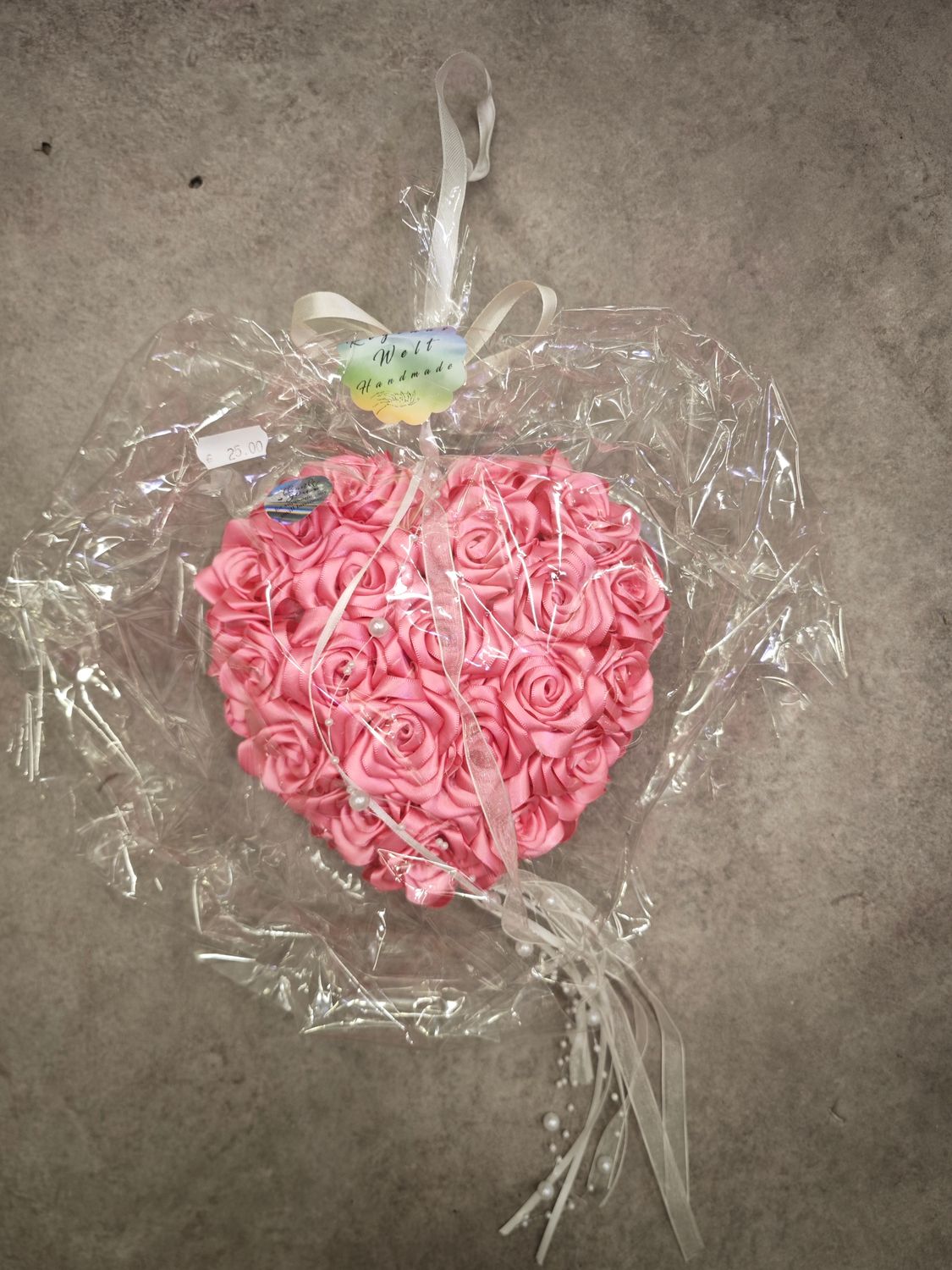 Rosenherz in der Farbe rosa zum hinhängen