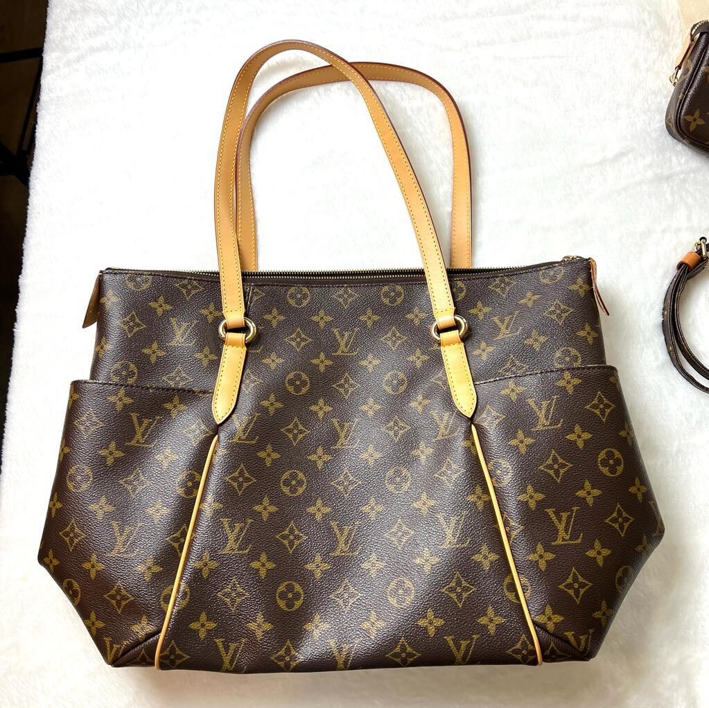 Totally MM Monogram