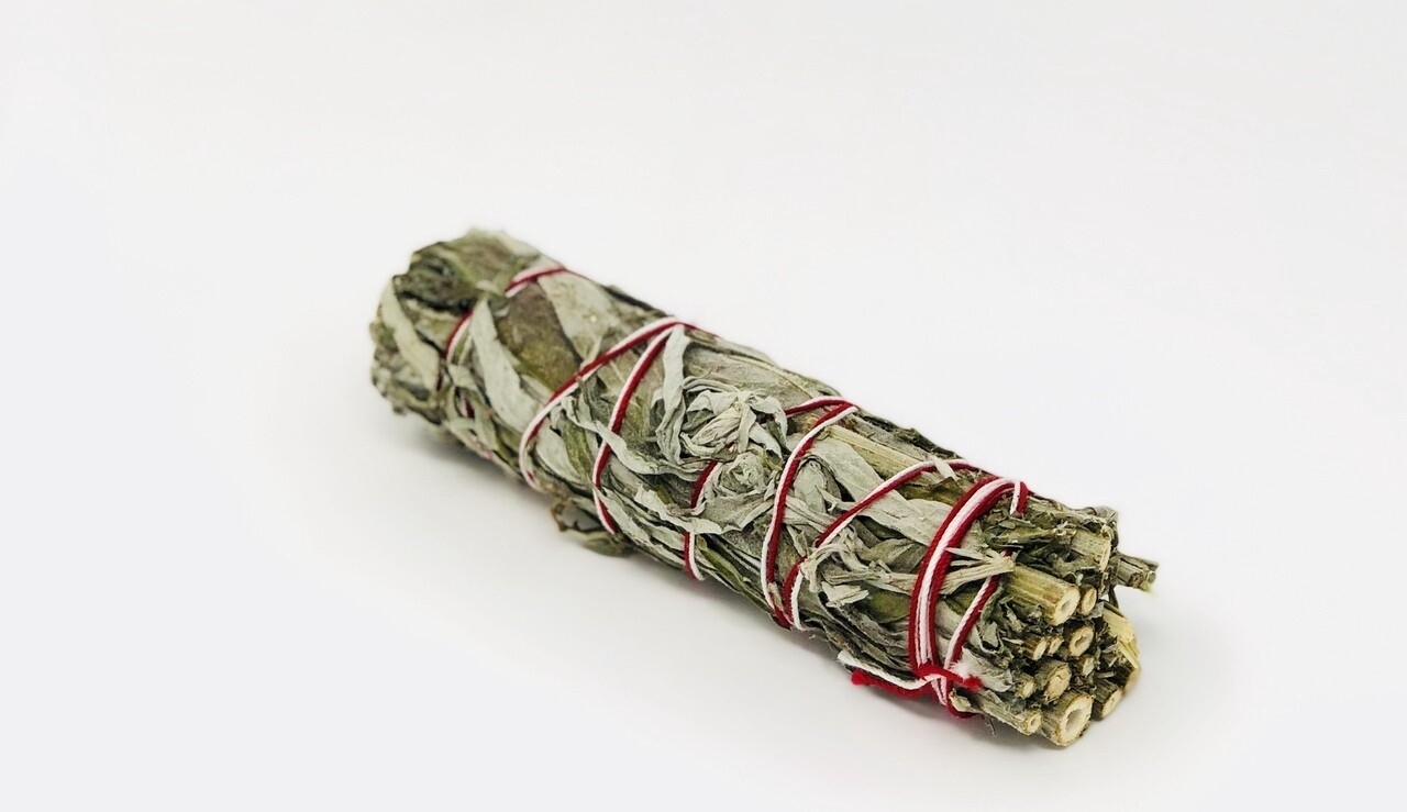 Mugwort Smudge Stick (4-5&#39;&#39;)
