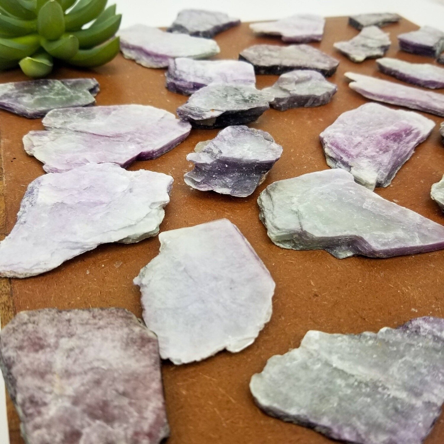 Lepidolite Mica /oz