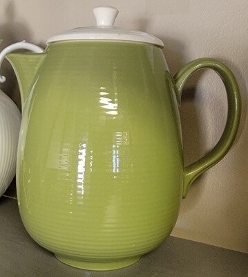 1975 Tea Pot