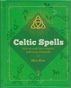 Essential Book Of Celtic Spells (Elements)