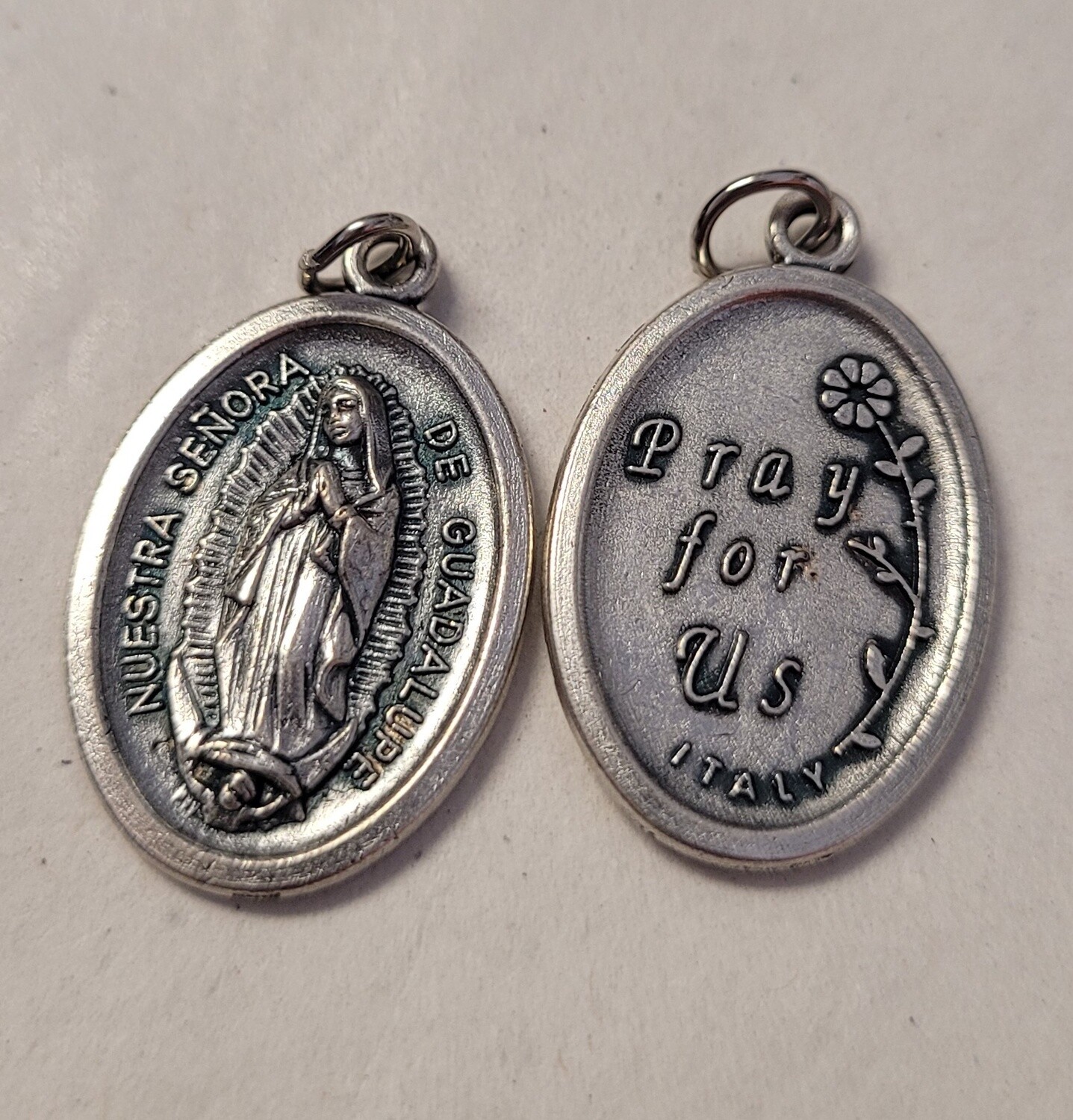 Charm/Religious Medal