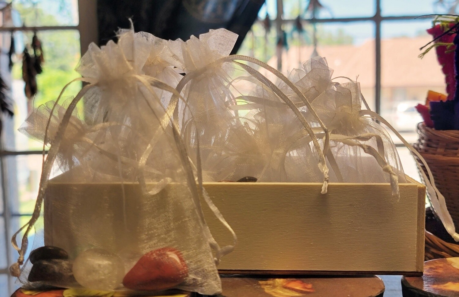 Tumbled Stone Chakra Bag, Color: Tumbled Stone Chakra White Organza Bag