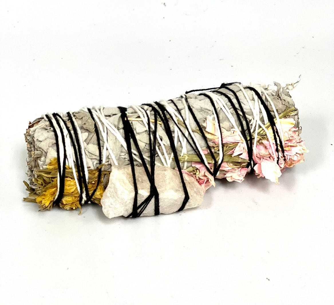 White Sage, Pink espuela, Yellow espuela, white Quartz 4&quot;