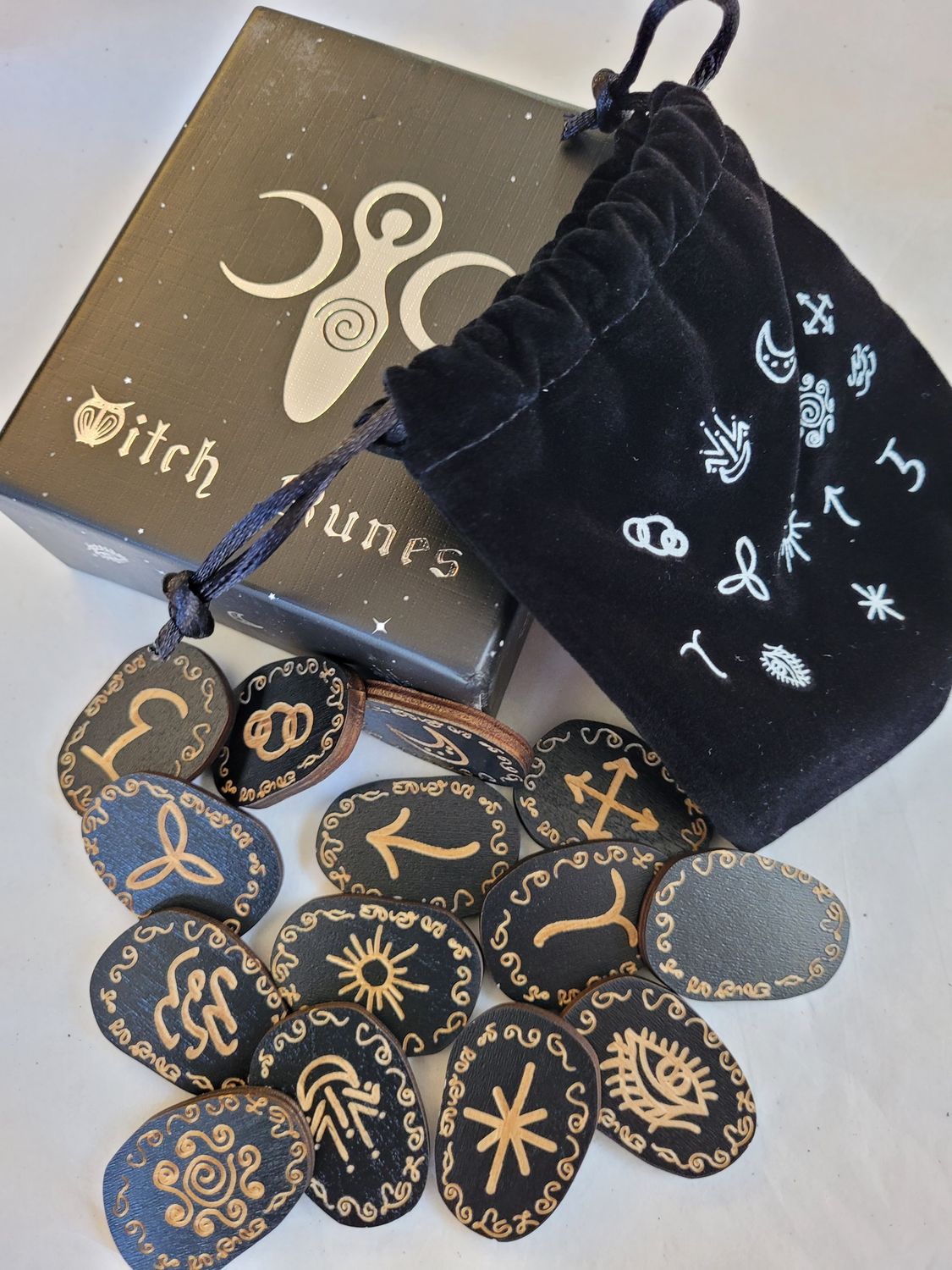 Boxed Rune Set, Design: Witch