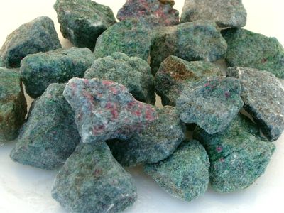 Ruby Fuchsite, Chamki - Rough