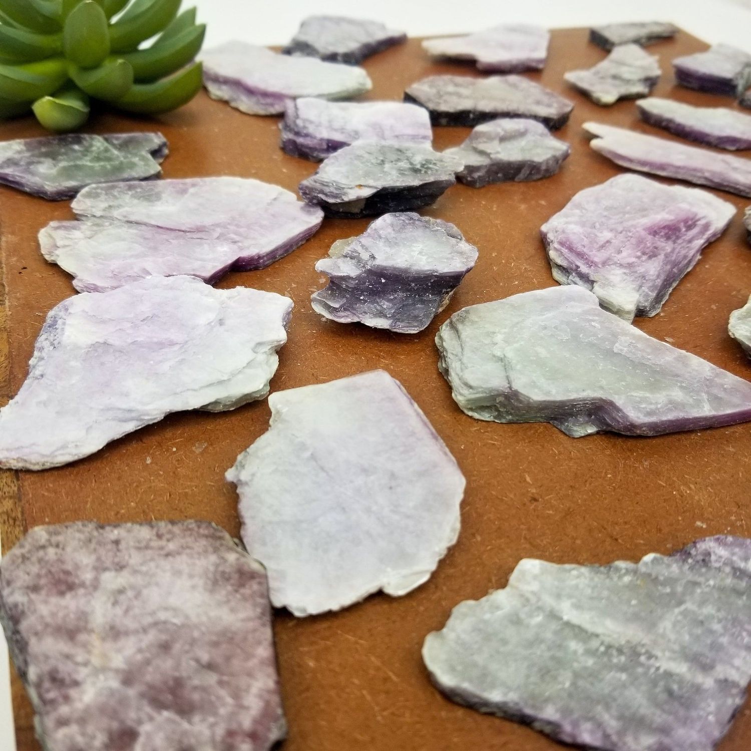 Lepidolite Mica /oz