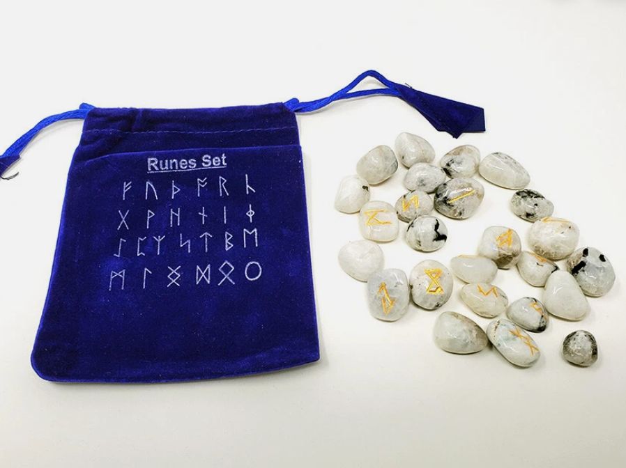 Stone Rune Set