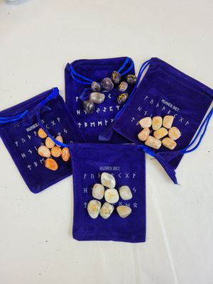 Stone Rune Set