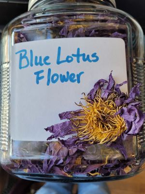 Blue Lotus Flower - Whole /oz