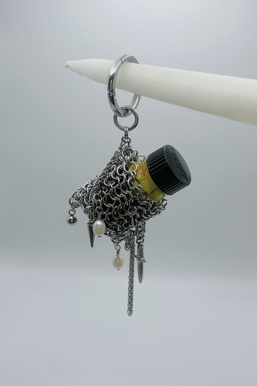 CHARM CAGE