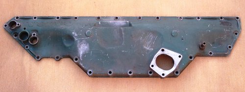 Tapa lateral enfriador de aceite D12C