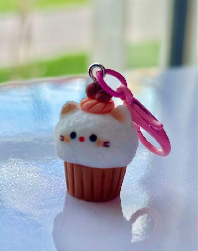 Kitty Cupcake