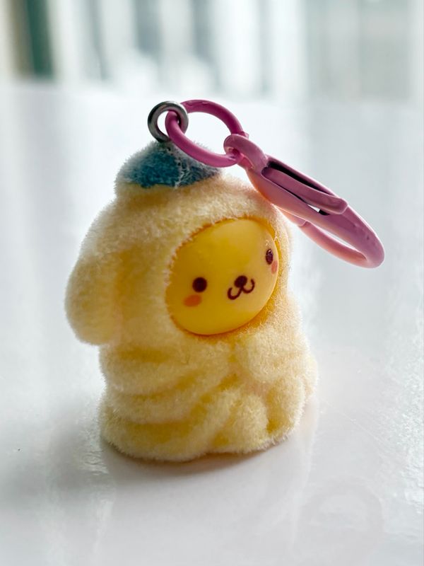 Fuzzy Pompom Purin