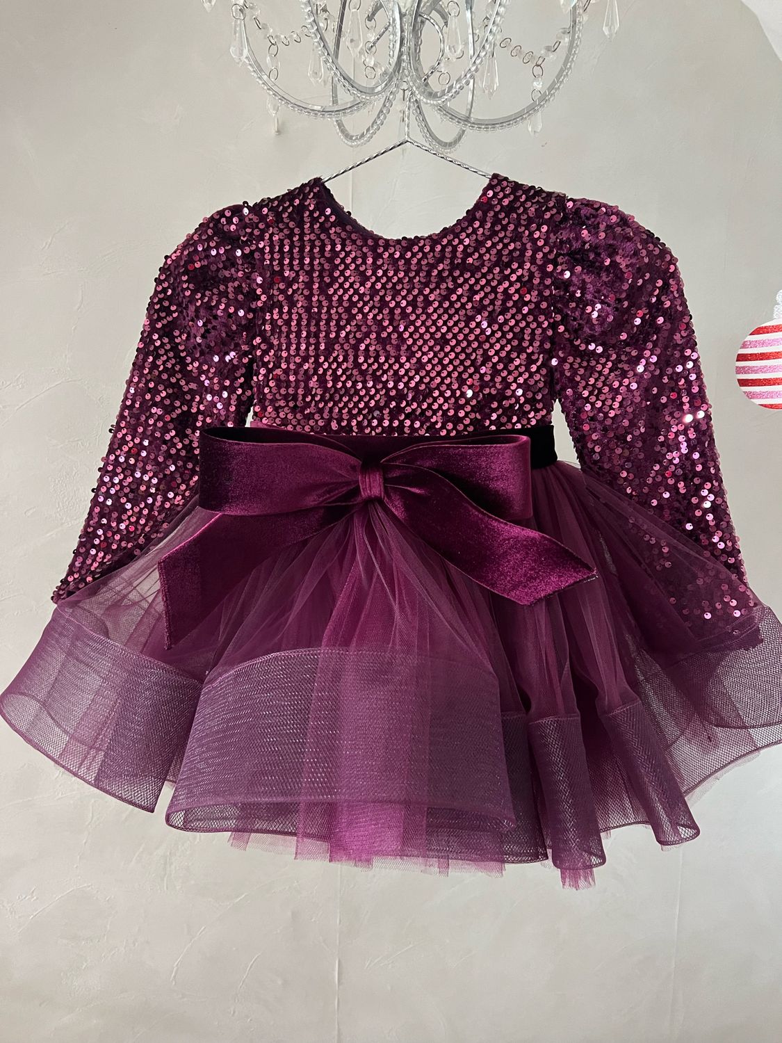 Robe à sequins en velours manches longue -Juliette D’hiver