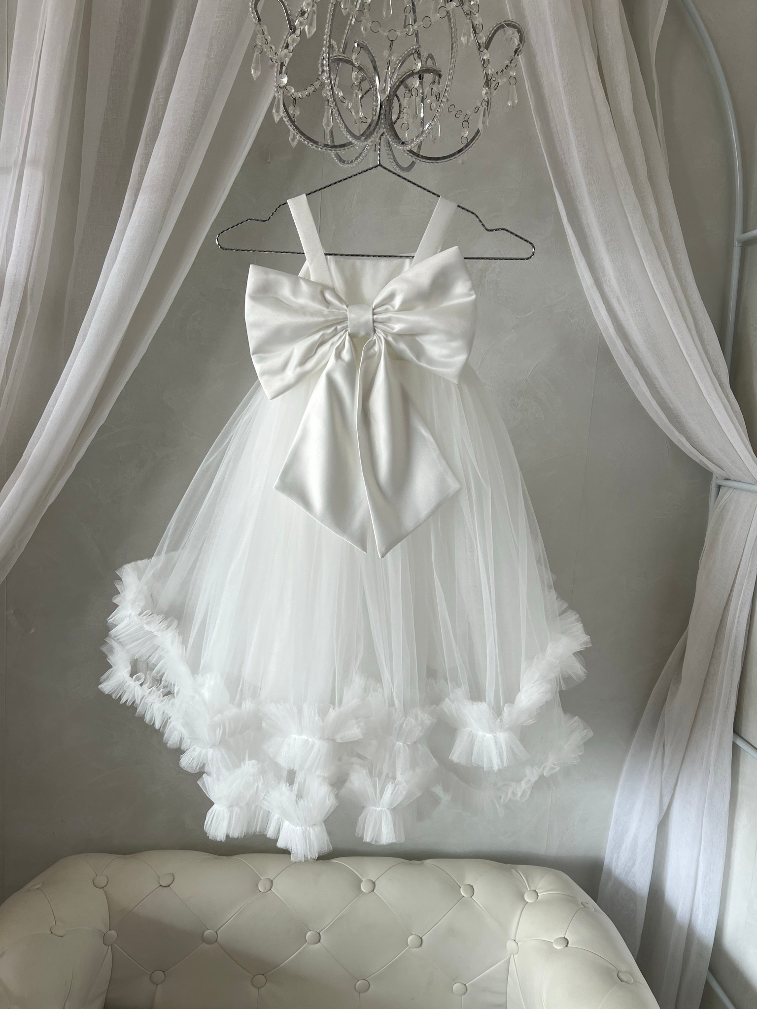 Robe blanche mariage longue derrière Adriana 