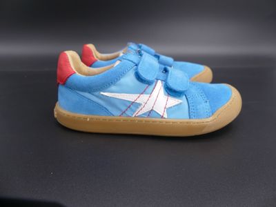 acebos | Barfußsneaker | DV blue Acebos Barfußsneaker DV Blue für Kinder – sportlicher Lederschuh mit flexiblem Klettverschluss, rosa-türkis-blauem Design und barfußgerechter Sohle.