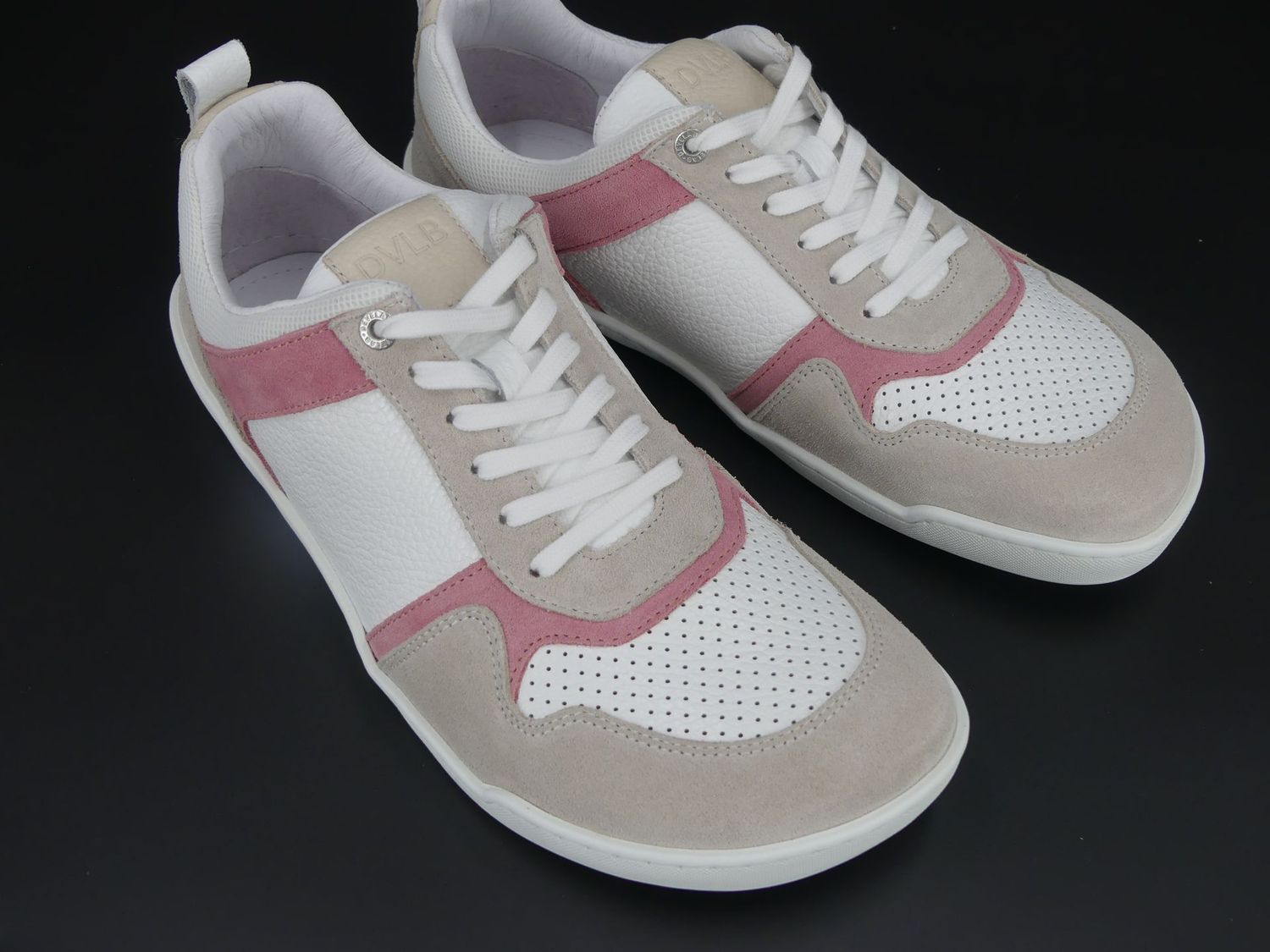 Develab Damen Barfußsneaker Pink Fantasy – Vorderansicht schräg seitlich