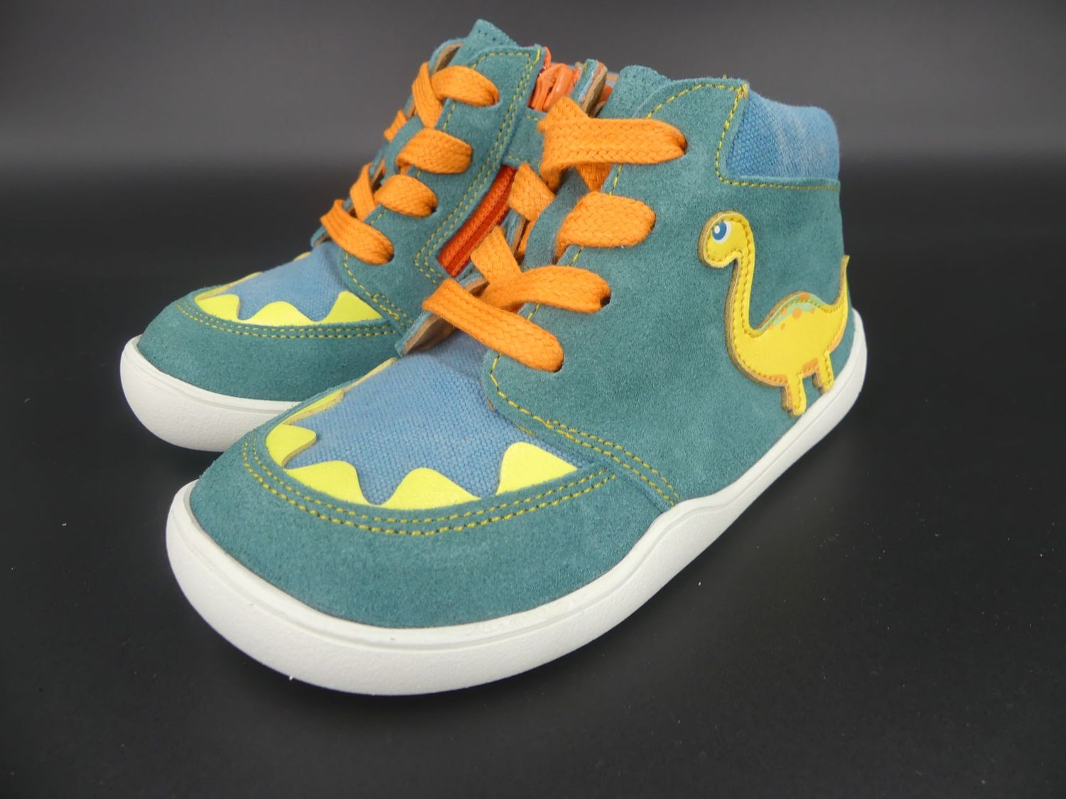 bLifestyle Barfußschuh kodiakbärSTYLE Brachio – Dino-Schuh für Kinder in Petrol mit flexibler Barfußsohle, Seitenansicht