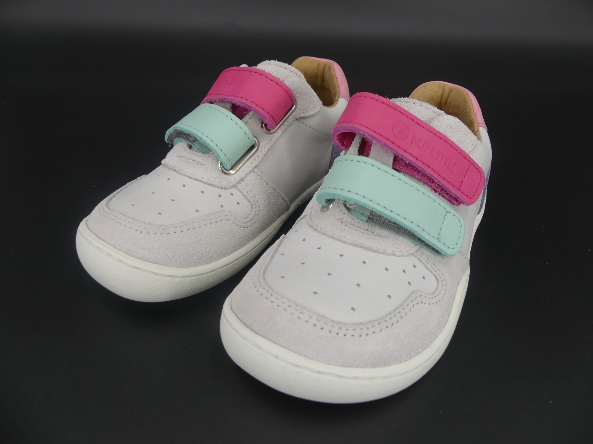 bLifestyle | Anura Low Cut | weiss minze