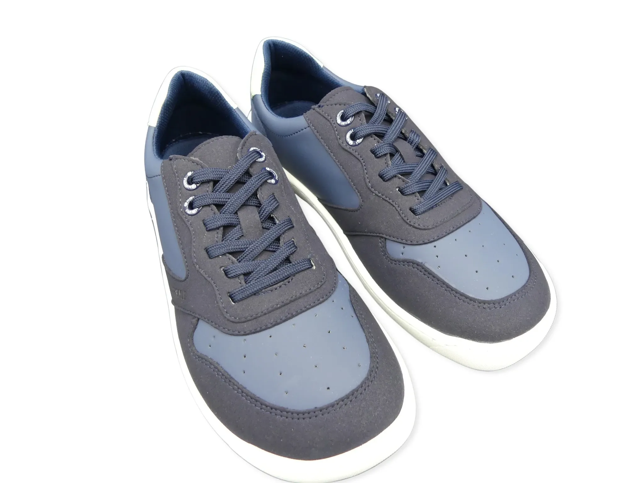 Seitliche Hauptansicht des bLifestyle windhauchSTYLE marine – sportlicher Barfußsneaker in Dunkelbl…