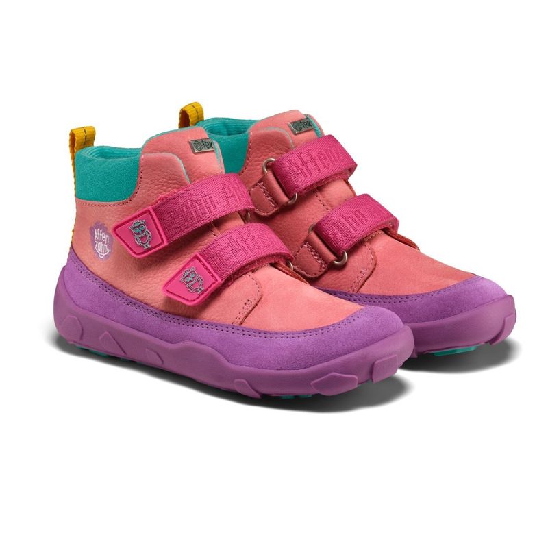 Affenzahn Lowboot Leder Friendly - Eule Vorderansicht des Affenzahn Lowboot Lederschuhs mit Eulenmotiv – naturbraunes Design, kindgerecht verspielt