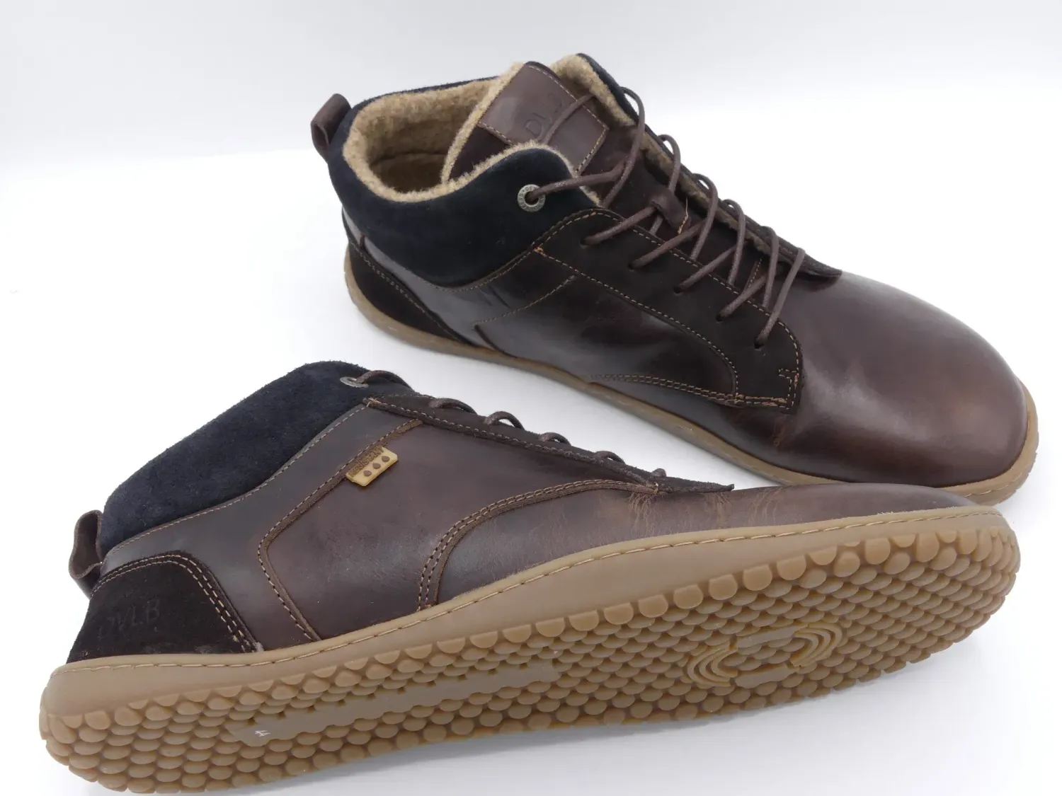 Develab Herren-Winterboots braun Develab Herren-Boots Vlies braun – Seitenansicht mit flexibler Profilsohle und warmem Futter