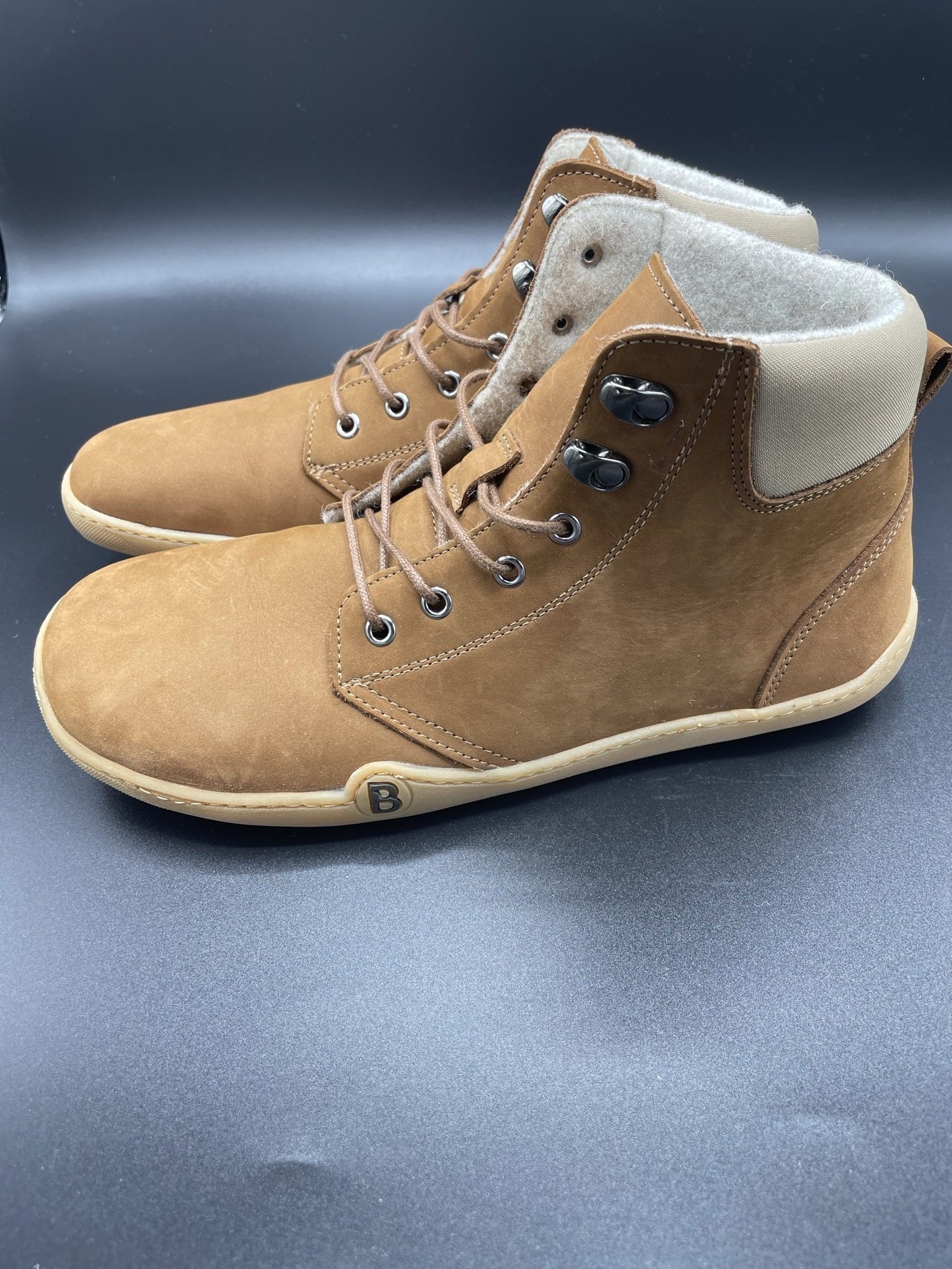 bLifestyle streetSTYLE Nappa Terra High Cut Barfußschuh mit Wollvlies – Seitenansicht