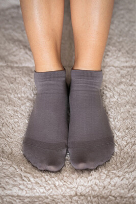 Barfuß-Sneaker-Socken BeLenka grau Be Lenka Barfußsocken Sneaker aus Baumwolle für Barfußschuhe, Alltag und bequeme Zehenfreiheit