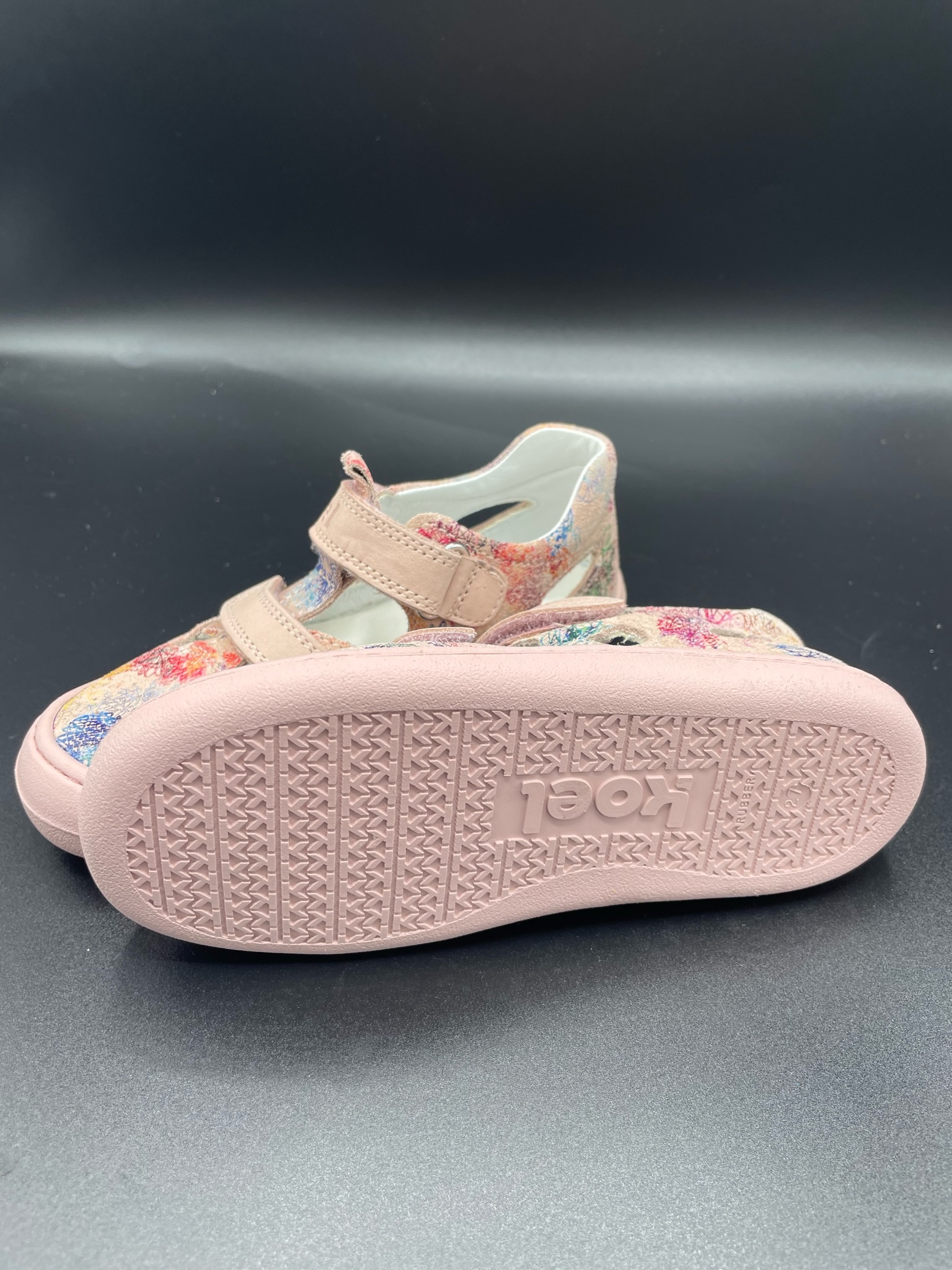 KOEL BEP Medium Nude Flowers geschlossene Kindersandale