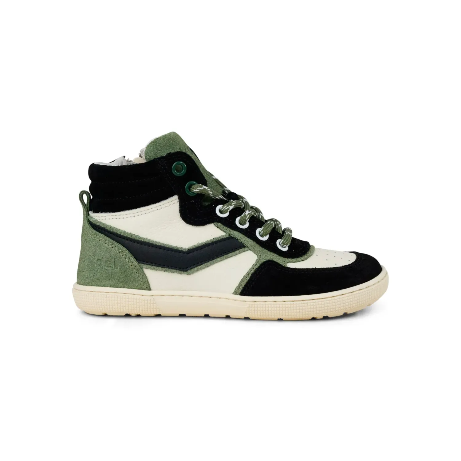 KOEL Danish Nappa Green – Barfußschuh in Offwhite & Oliv KOEL Danish Kinder Barfußschuh Seitenansicht Grün Schwarz mit heller Sohle