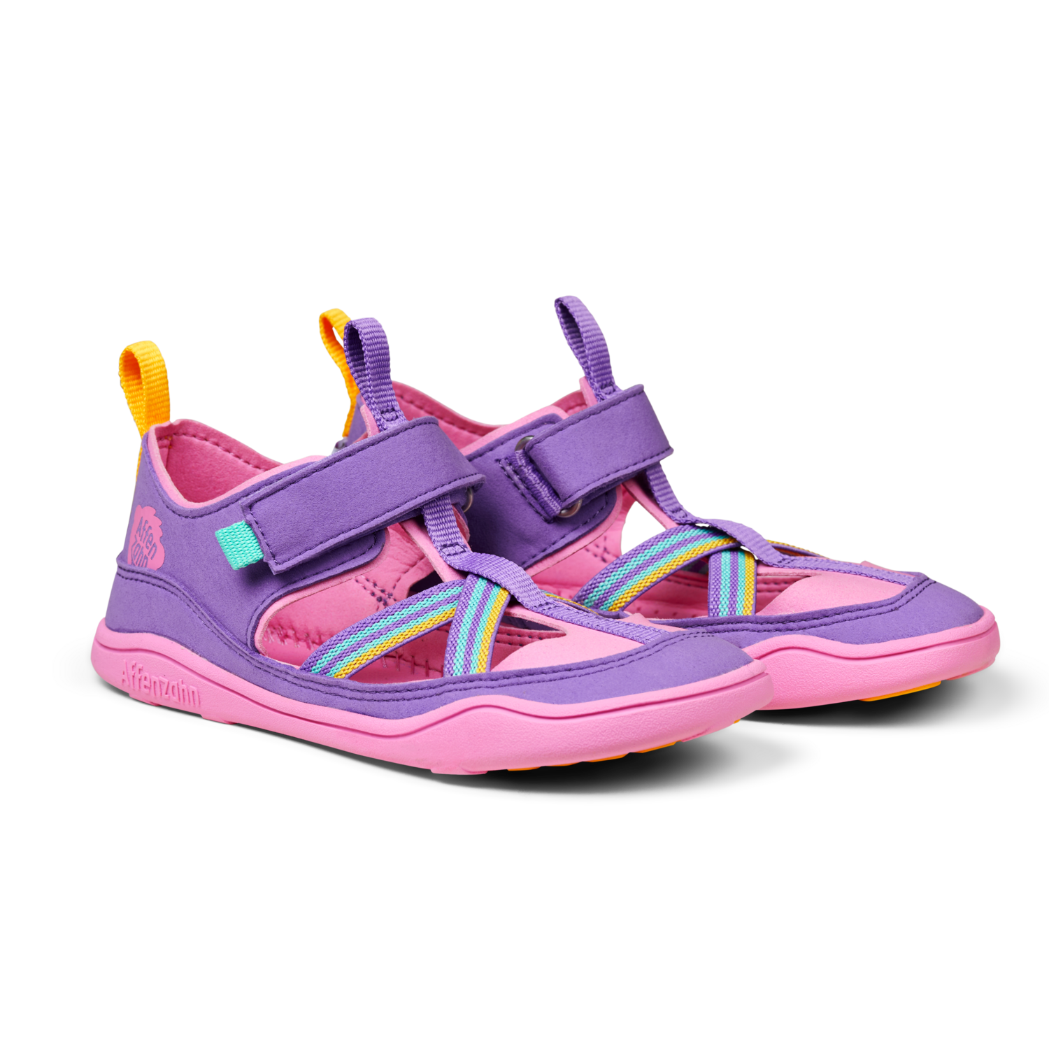 Paaransicht schräg – Affenzahn Barfußsandale Breezy Kreativ Tukan in Lila-Pink