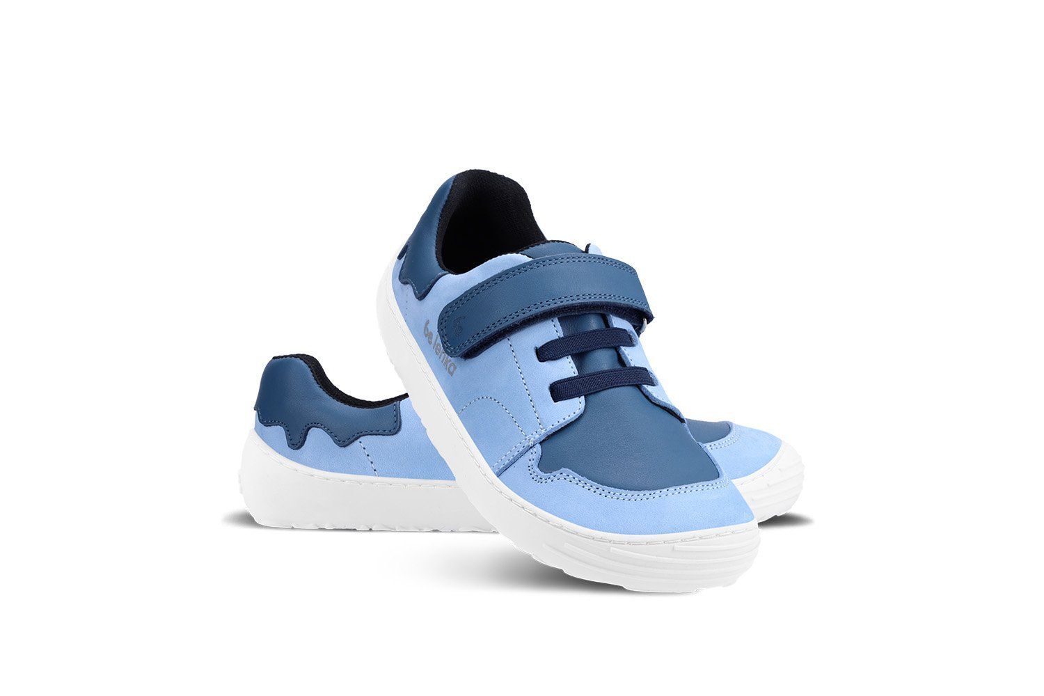Be Lenka Gelato blue Kinder Barfußschuhe Paar vorne schräg mit breiter Zehenbox und flexibler Sohle