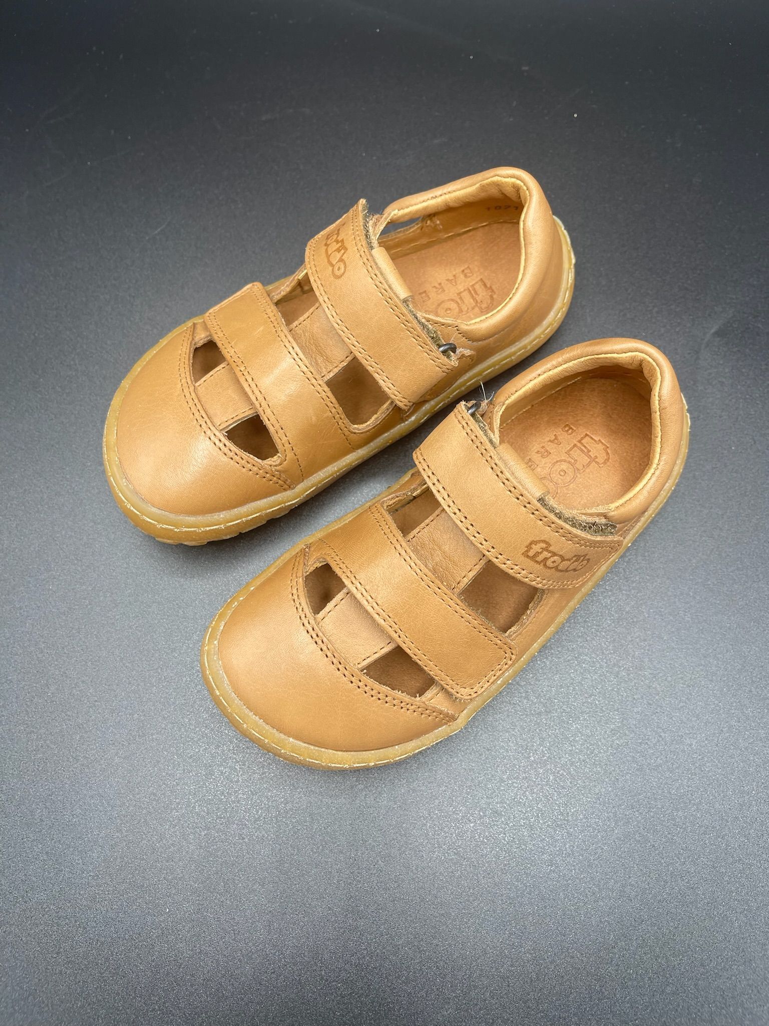 Froddo Sandale Klett Cognac geschlossene Kinder-Barfußsandale aus Leder