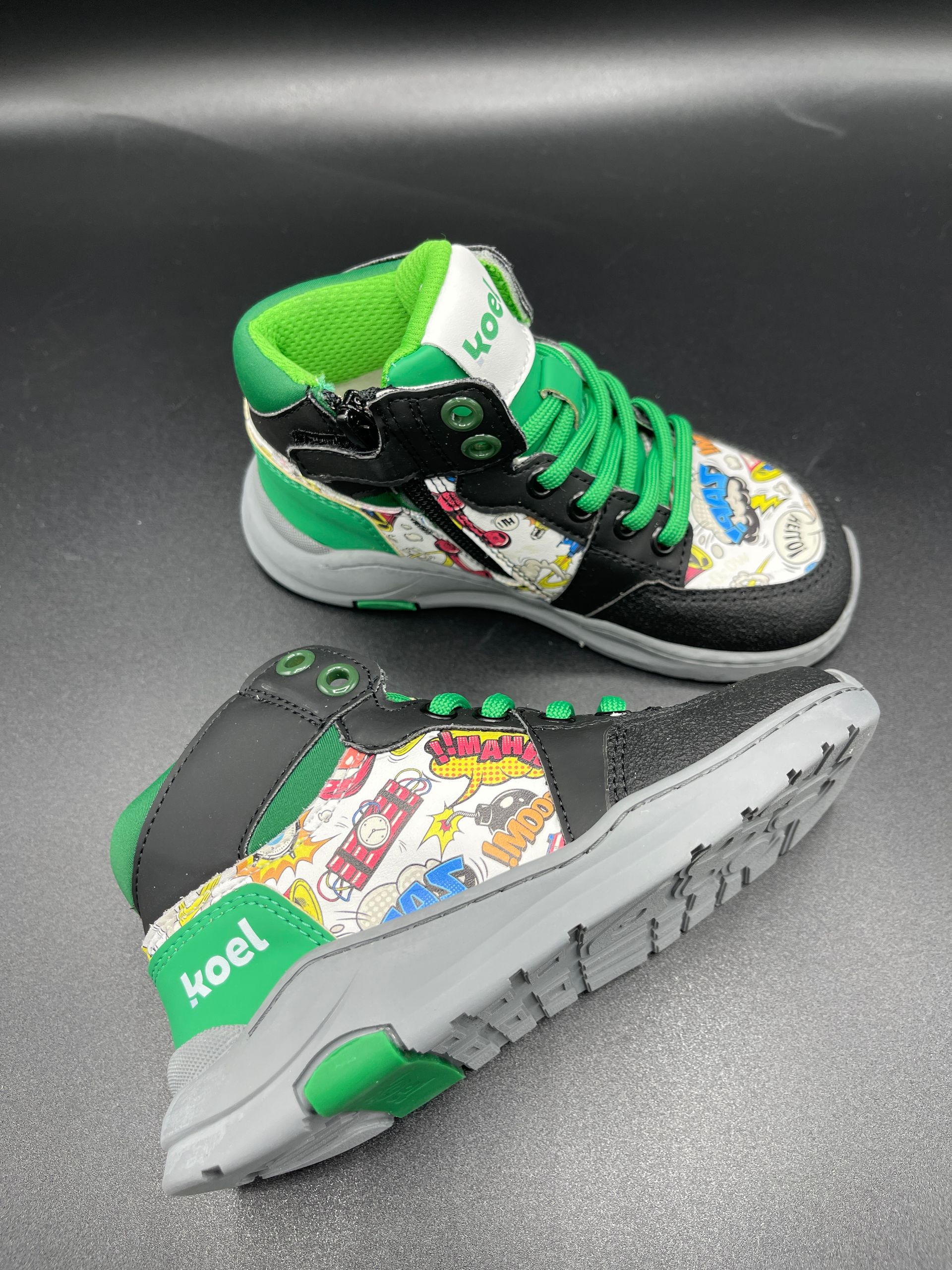 KOEL SAM Green Barfuß Sneaker Kinder im grünen Skater Look mit bedrucktem Leder
