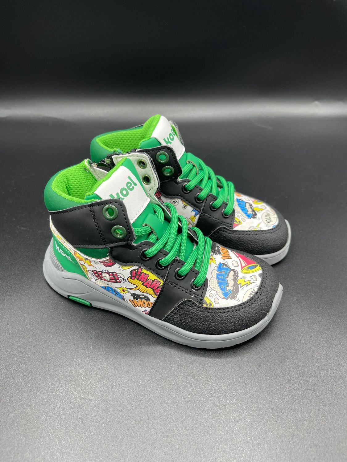 KOEL SAM Green Barfuß Sneaker Kinder im grünen Skater Look mit bedrucktem Leder