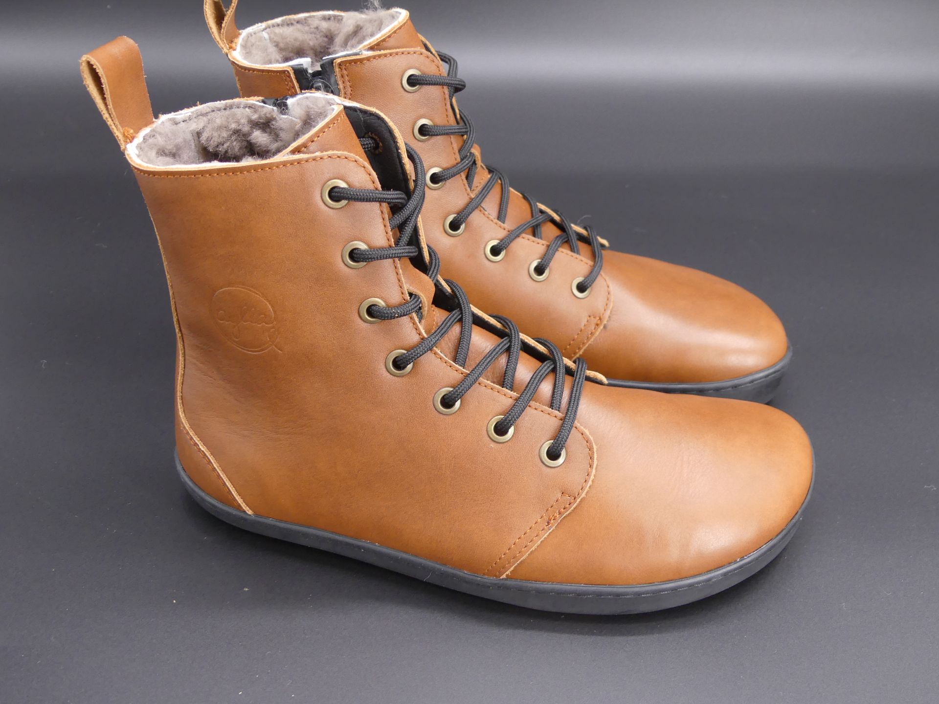 Aylla CHIRI Braun Barfuß Winterstiefel Damen aus Vollnarbenleder mit Schaffellfutter