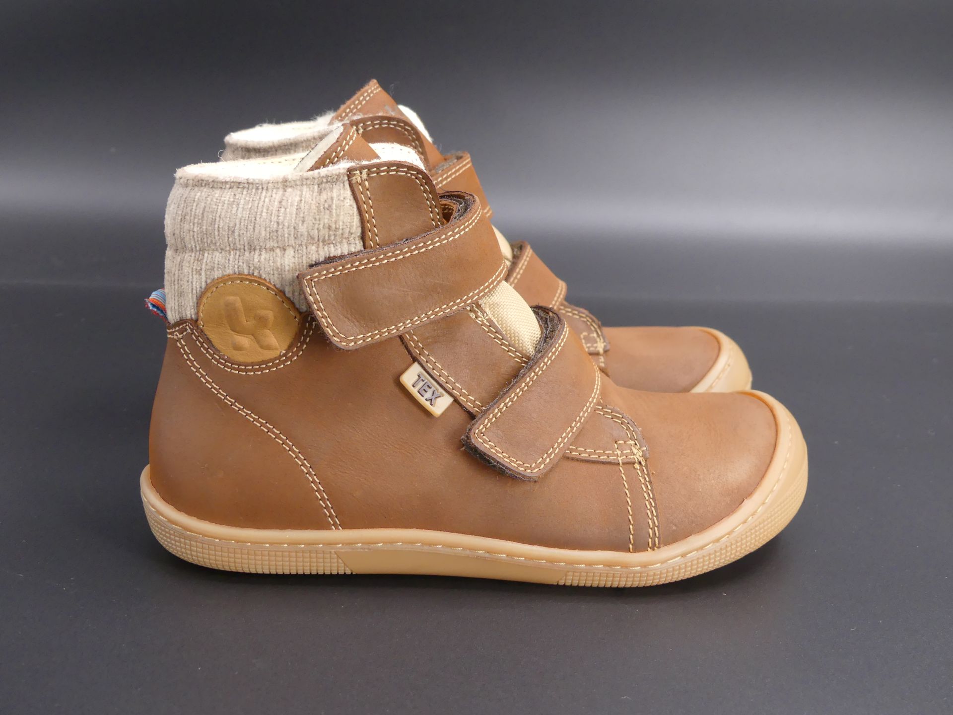KOEL Dean Chocolate warme Winterschuhe für Kinder mit Wollfutter, TEX und Klettverschluss für Kita und Schnee