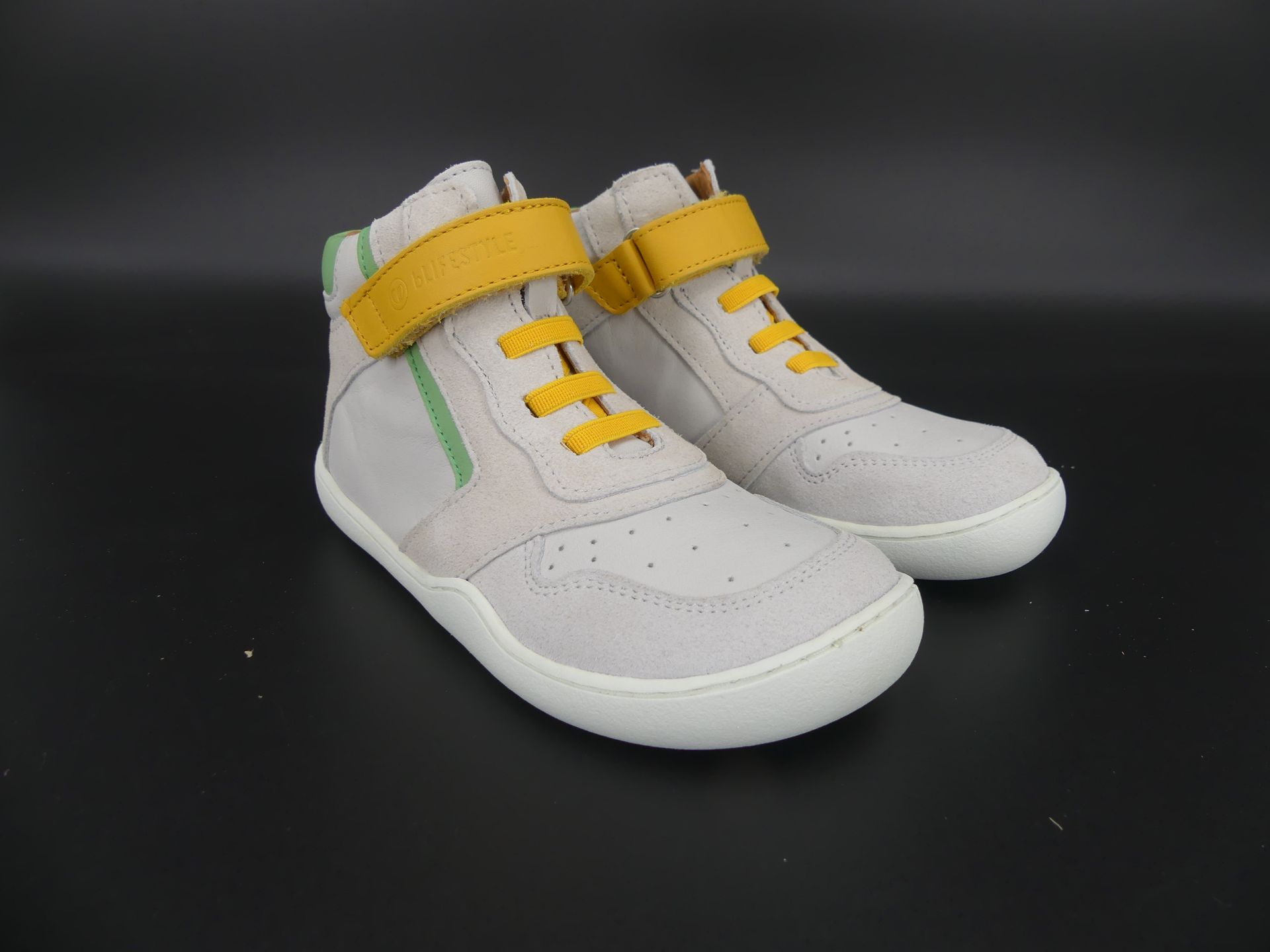 bLifestyle anurafroschSTYLE High-Cut Barfußschuh aus Bioleder für Kinder