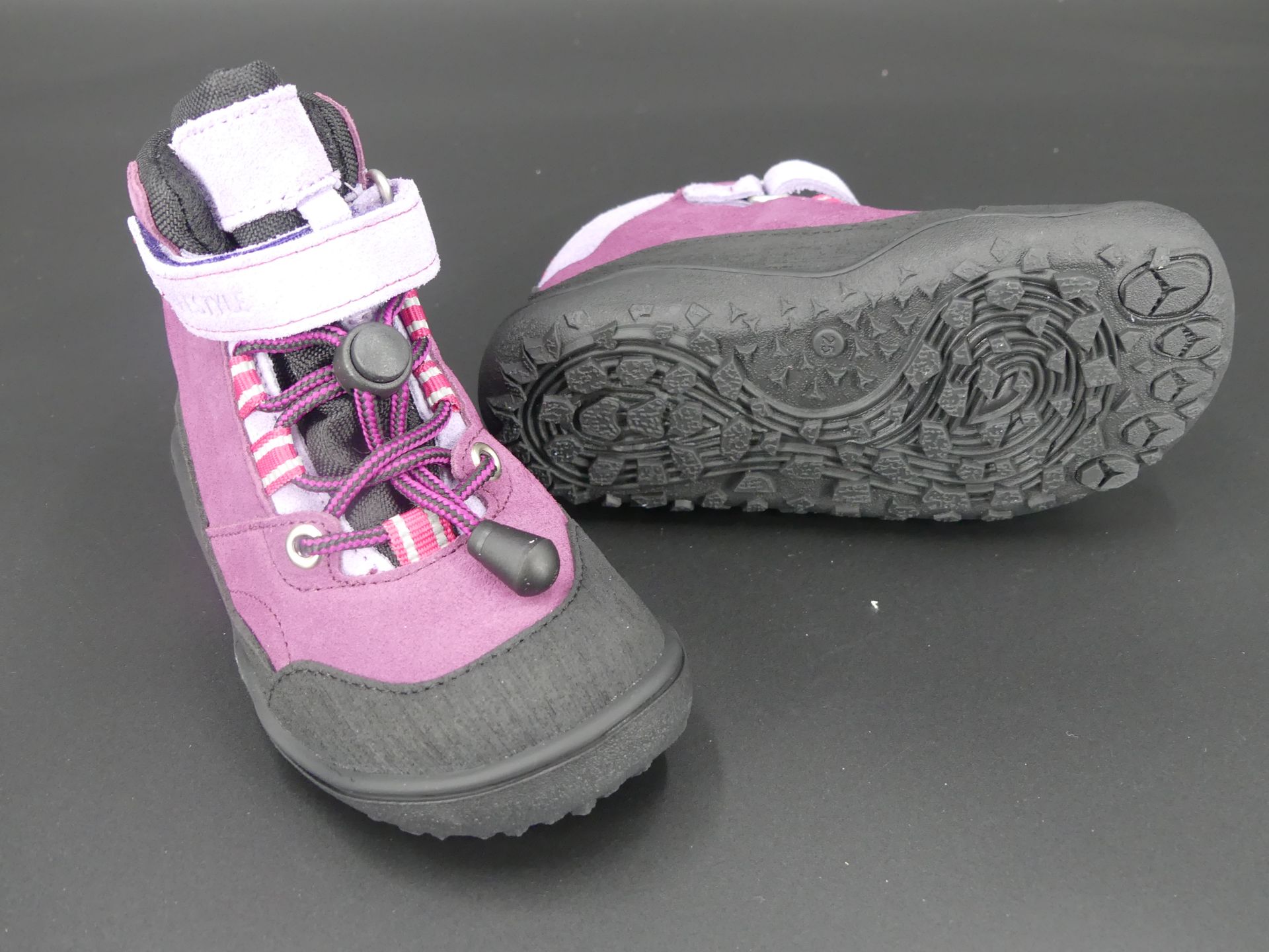 bLIFESTYLE Barfußschuh steinbockSTYLE TEX in Beere – wasserdichter Kinderschuh mit Klettverschluss,…