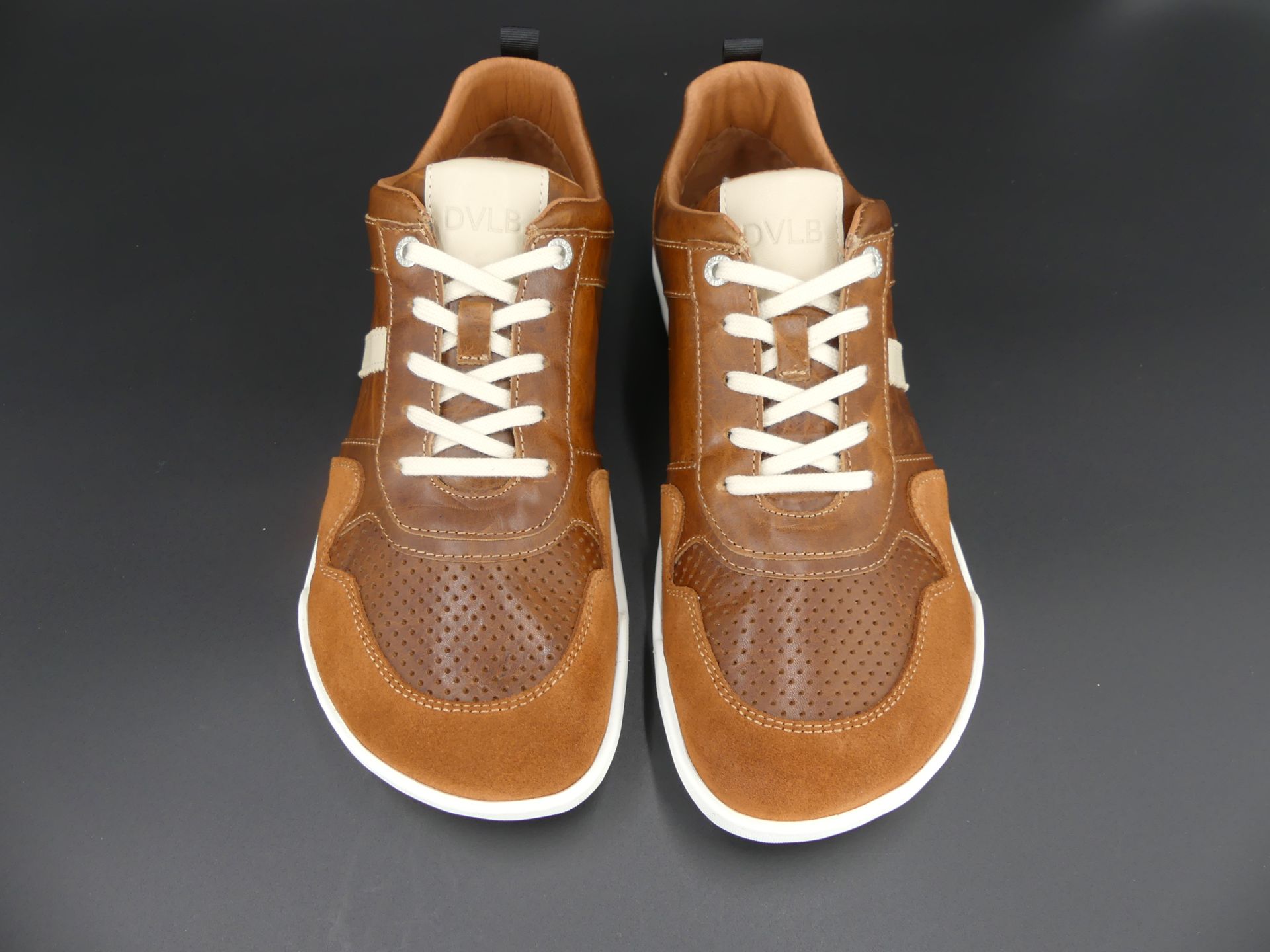 develab Cognac Barfuß Sneaker Herren aus weichem Leder mit breiter Zehenbox und flexibler Sohle