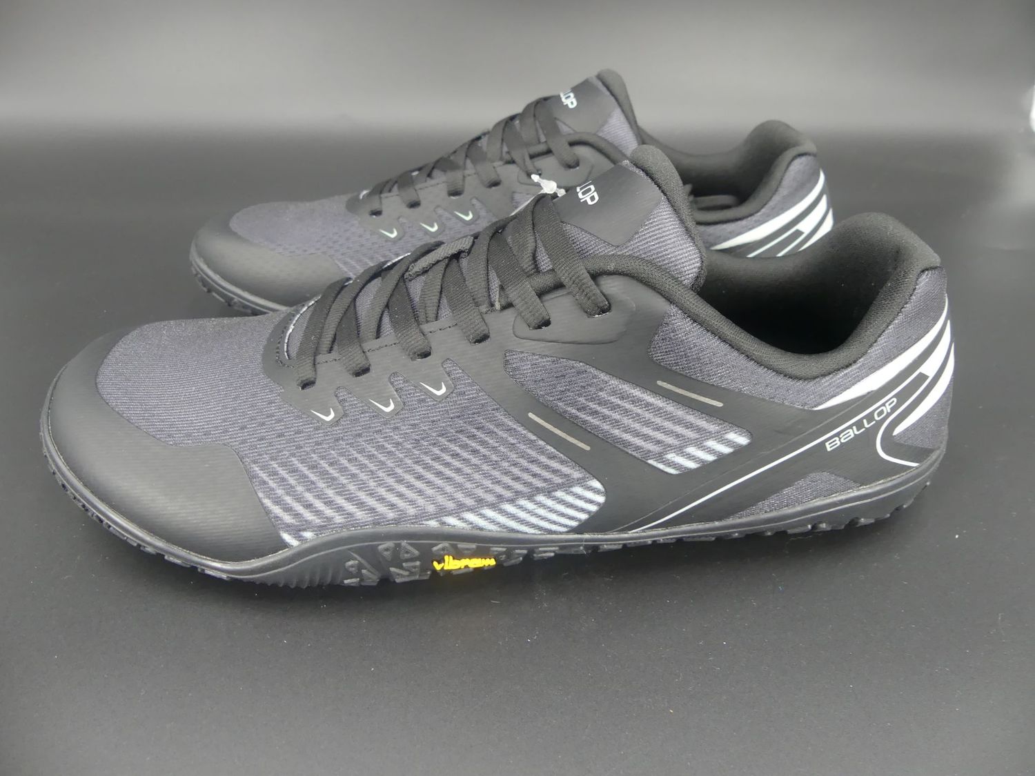 Ballop Escur – flexibler Barfuß-Turnschuh Schwarz