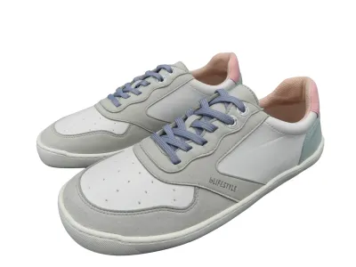 bLifestyle windhauchSTYLE white – Veganer Barfußsneaker Damen Paaransicht des weissen Barfußsneakers von bLifestyle – ideal für Alltag und Freizeit